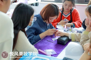 南宁化妆学校选择准则