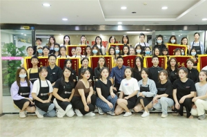 想在学化妆？这份悦风美妆学院深度解析，选校不踩雷！