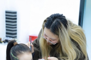 悦风美妆学院：我的美学觉醒时刻